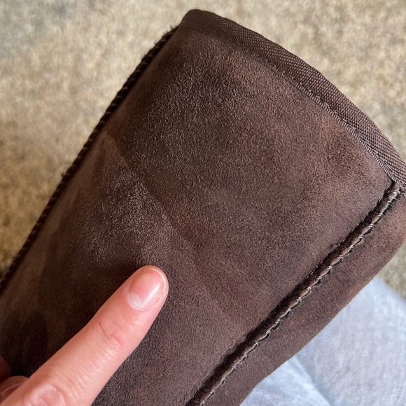 AUTHENTIC Tall Brown Uggs - Picture 8 of 9